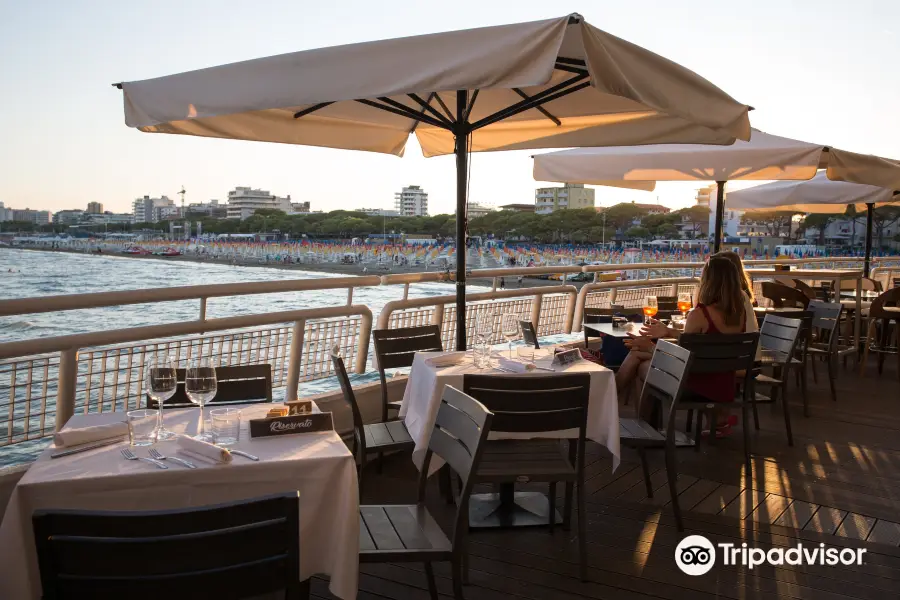 Sala Mostre a Terrazza a Mare