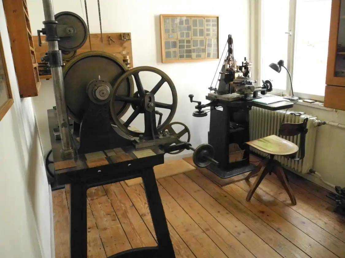 Hotels near Silberwarenmuseum Ott-Pausersche Fabrik