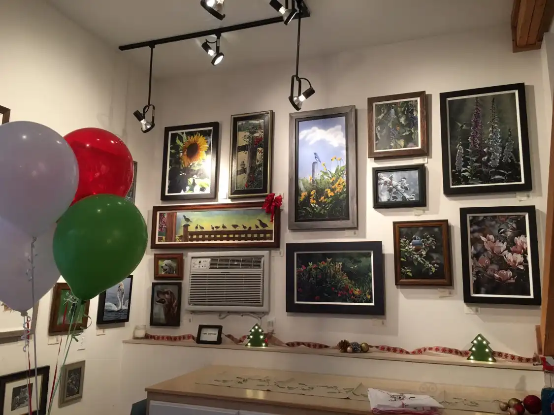 Hotels near Terry Isaac Gallery