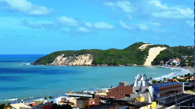 Hotels near Morro do Careca beach