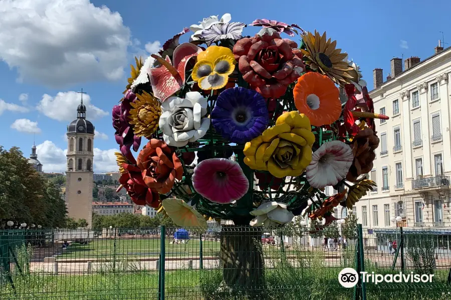 Flower Tree