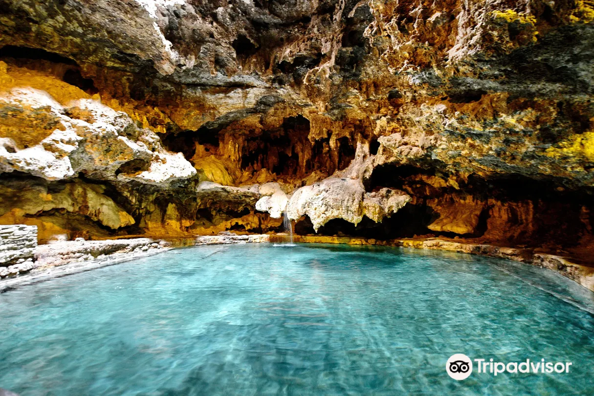 Cave And Basin National Historic Site Tickets 2025 Promos Prices 0ww1k12000a9px74g55EF W 1440 810 Q80.webp