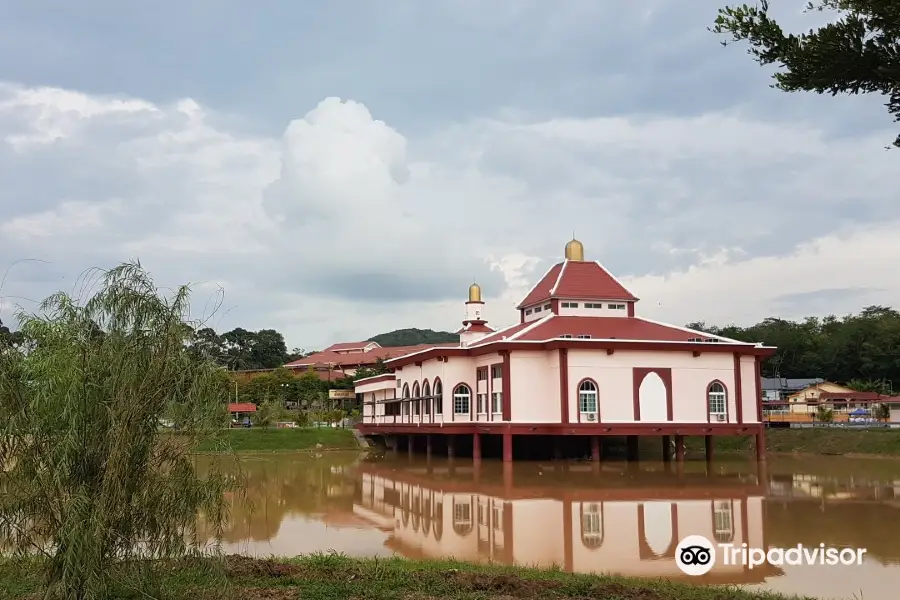 Masjid Salmah Khamis