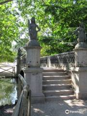 Bridge of the Little Mermaids