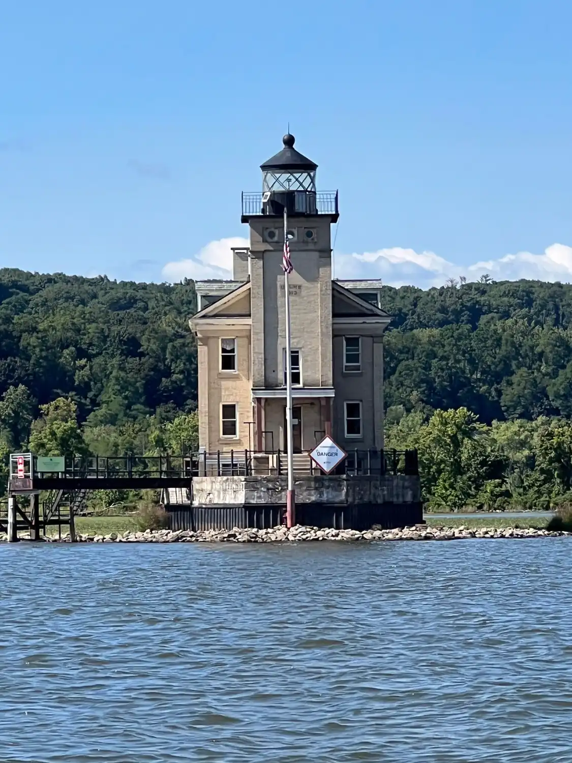 Hotels near Rondout Lighthouse