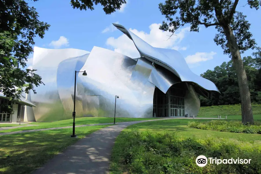 Richard B. Fisher Center for the Performing Arts