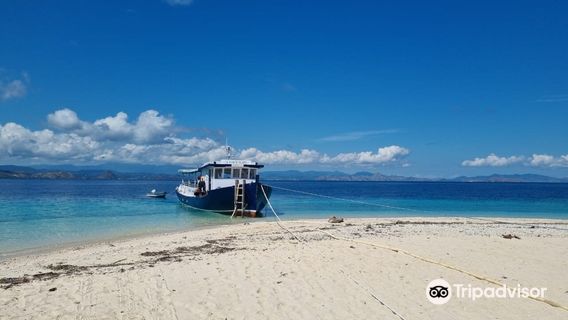 Taka Makassar Island