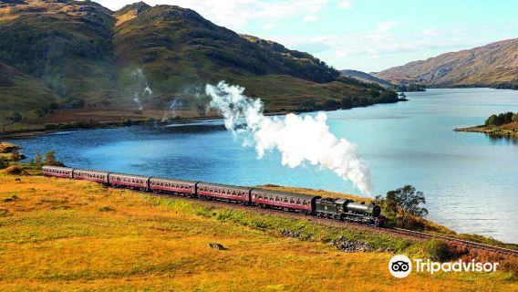 Edinburgh Forth Bridge + Scottish towns (Stirling/Pitlochry/St Andrews, etc.)