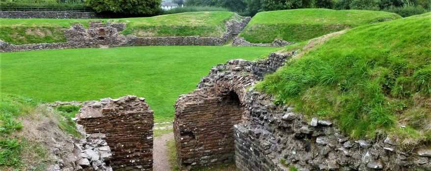 Amffitheatr Rufeinig Caerllion / Caerleon Amphitheatre