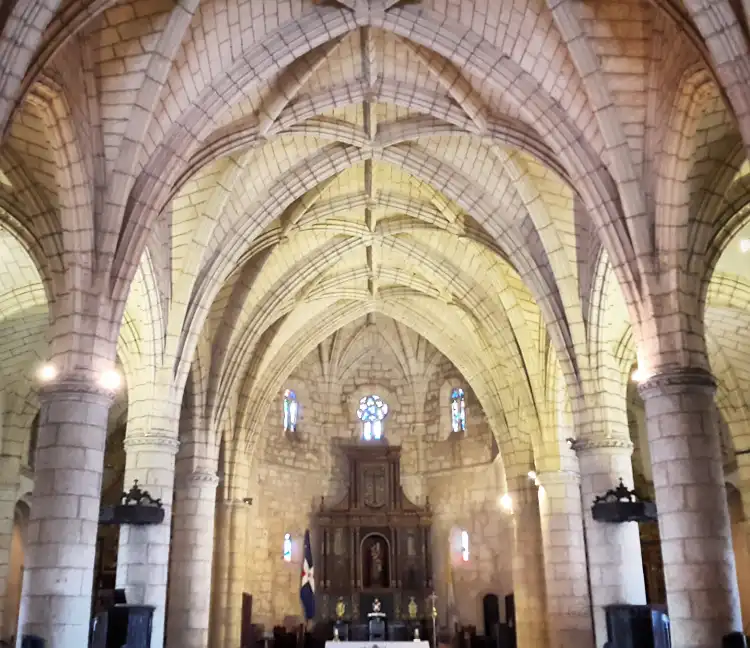 Hotels near Basilica Cathedral of Santa Maria la Menor