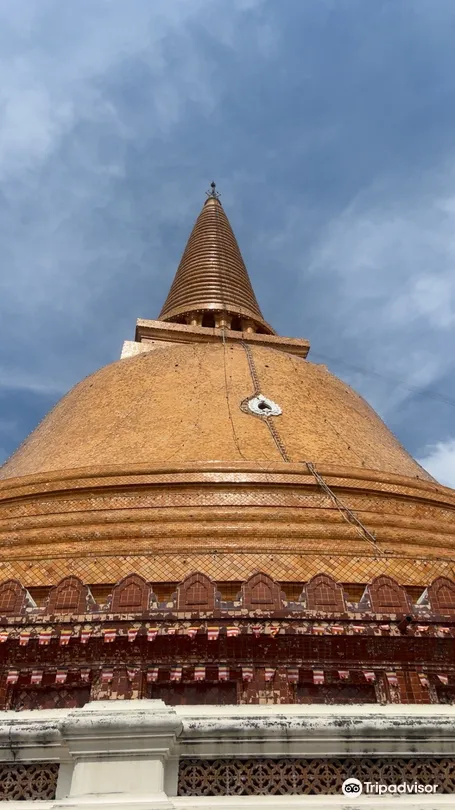 5_Phra Pathom Chedi