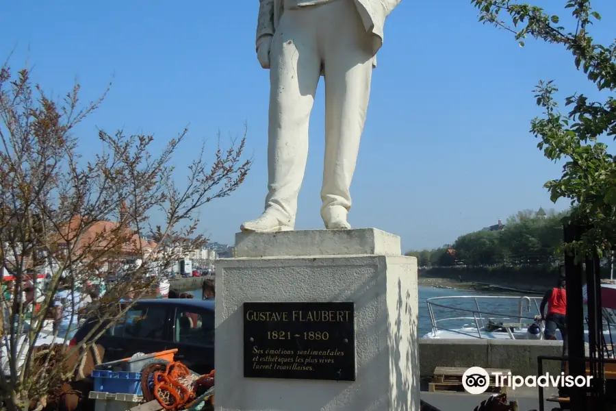 Statue de Gustave Flaubert