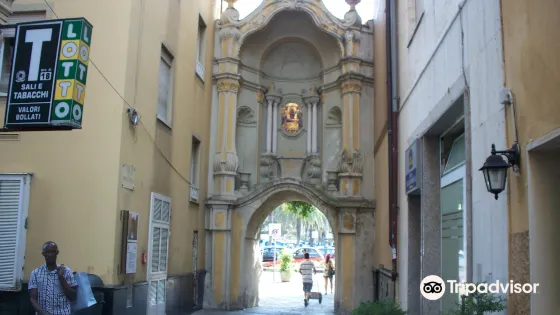 Porta delle Saline