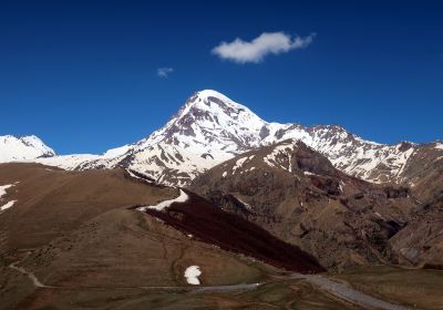 Mount Kazbek/ Mqinvartsveri