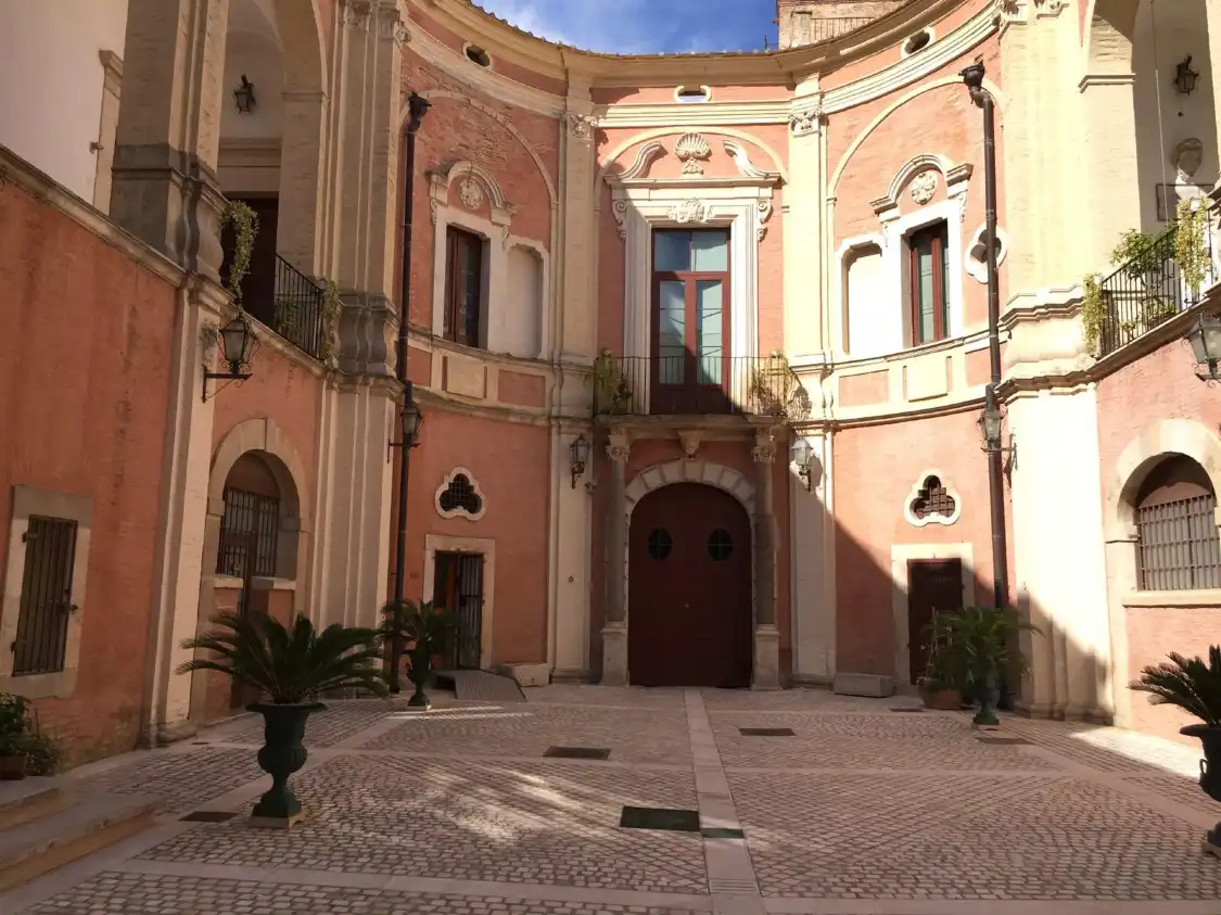 Hotel in zona Museo Diocesano
