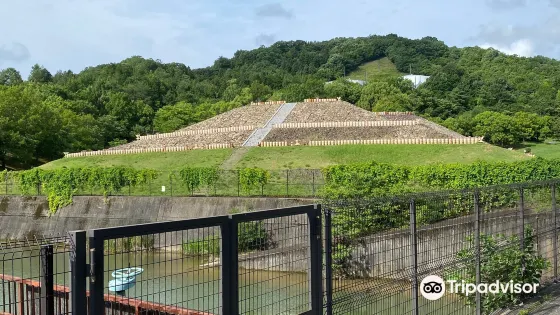 三城古墳