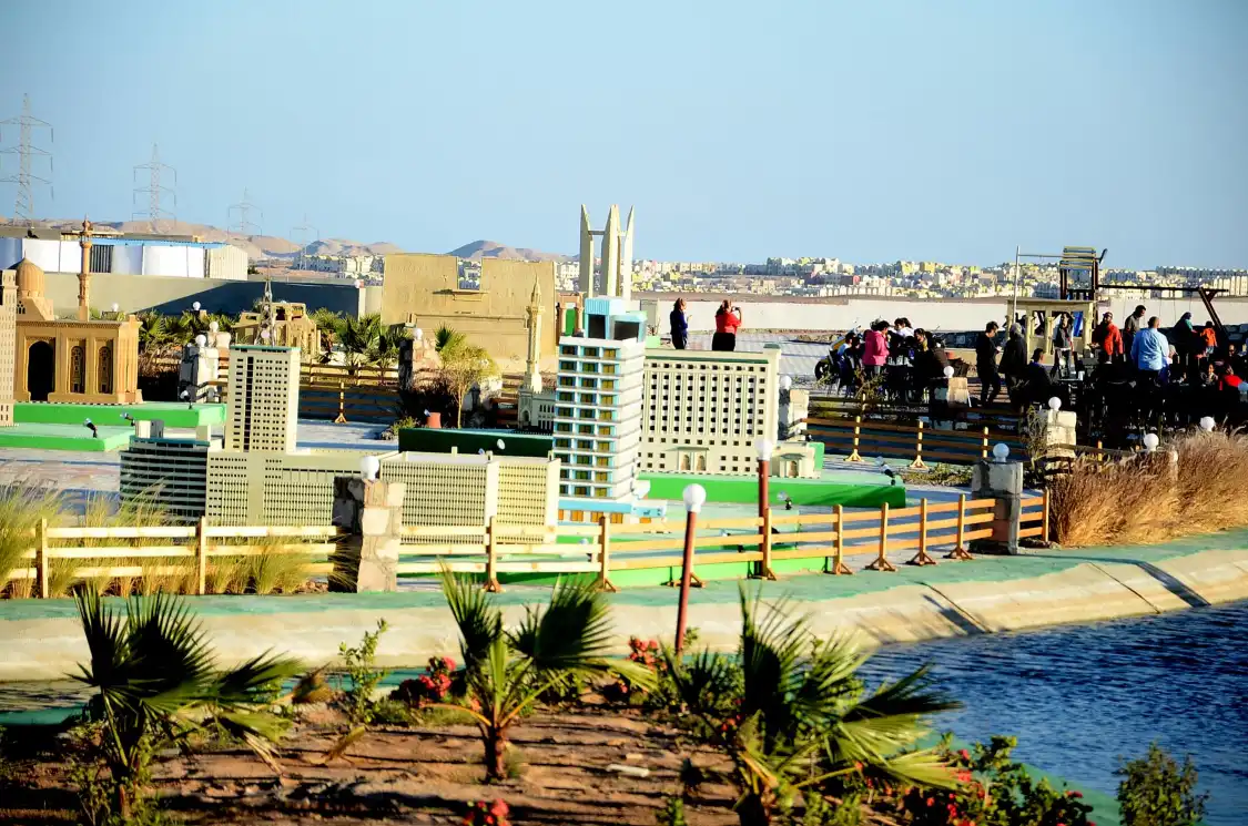 Hotels near Mini Egypt Park