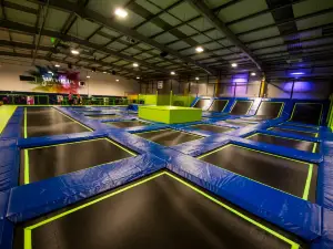Jump In Trampoline Park
