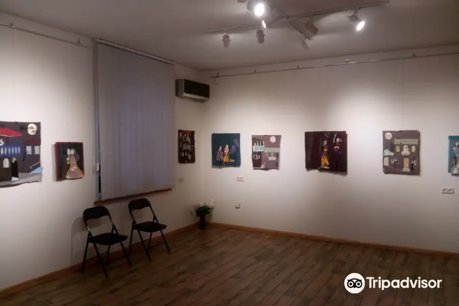 Sargis Muradyan Gallery