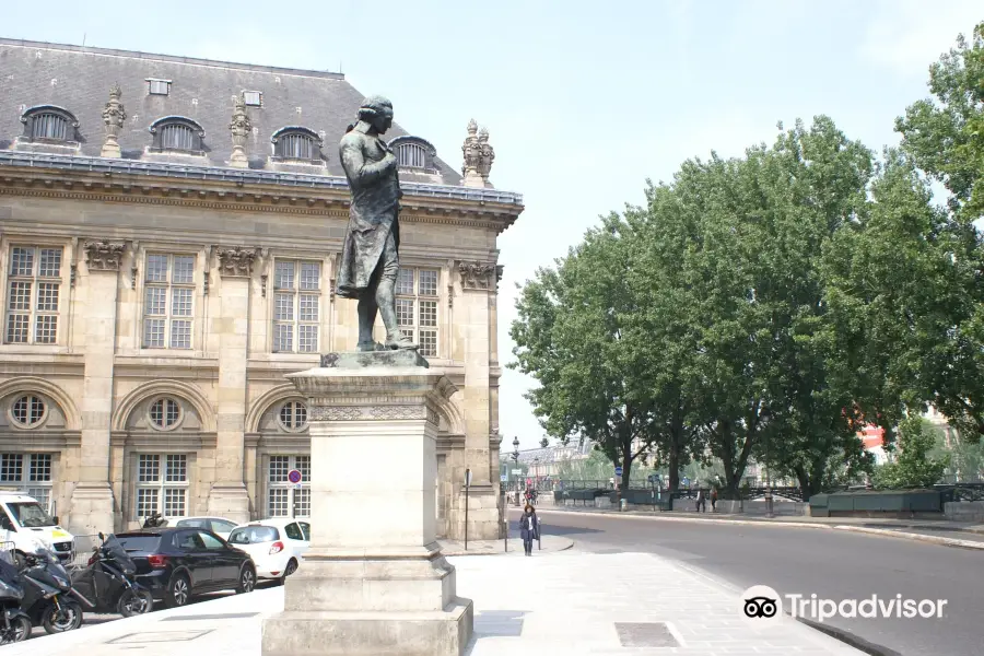 Statue de Condorcet