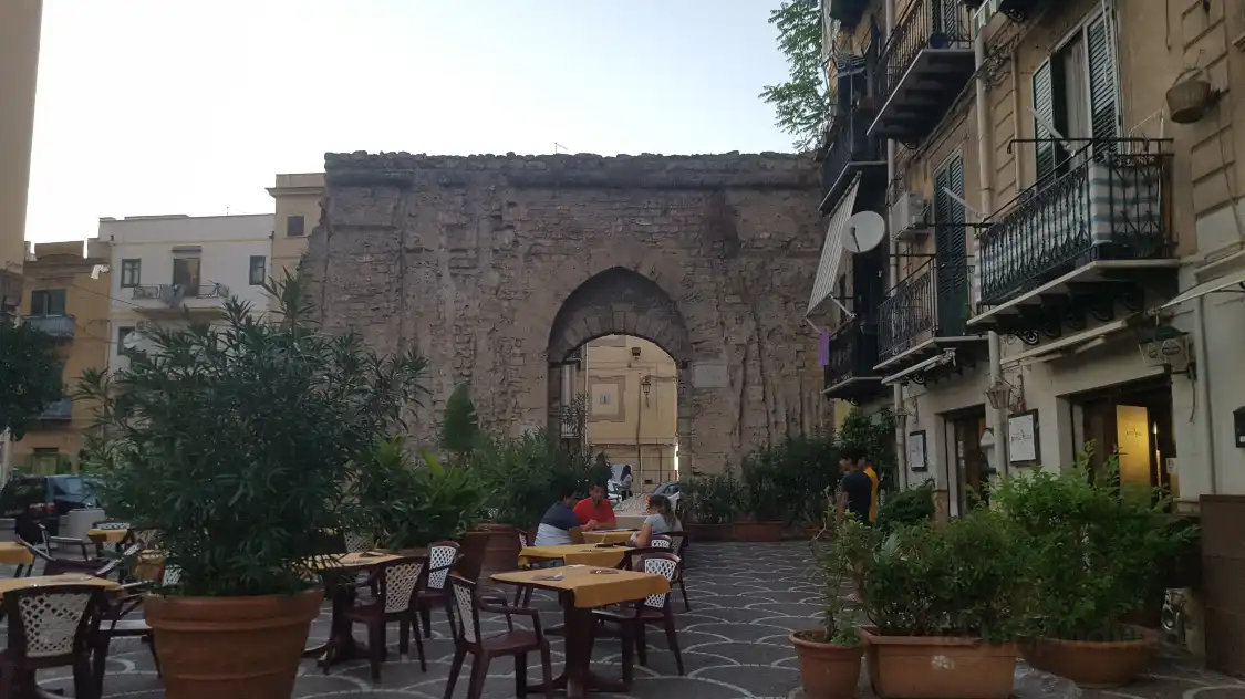 Hotel in zona Ristopizza Porta Sant'Agata
