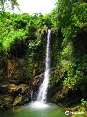 Ninotaki Waterfall