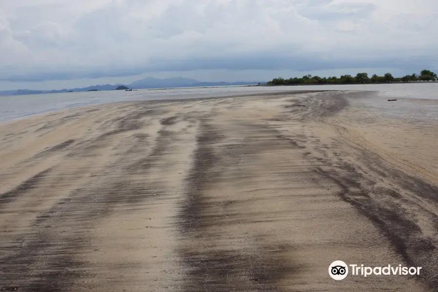 Golden Dragon Beach