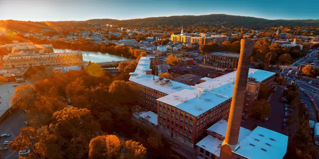 Waltham Clothing Exchange - First Parish in Waltham