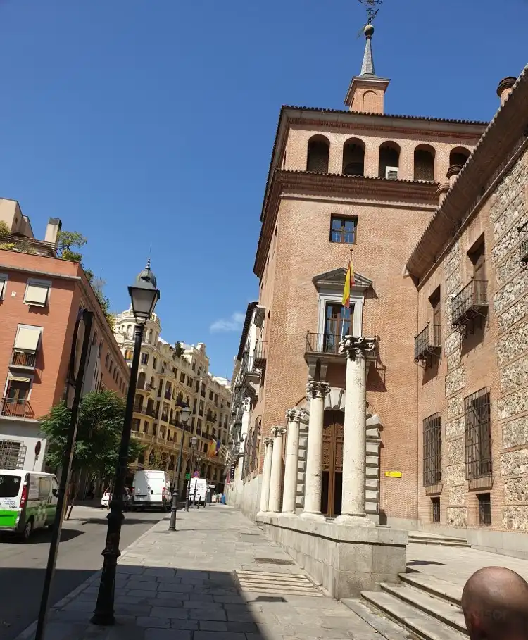Hotels near Casa de las Siete Chimeneas