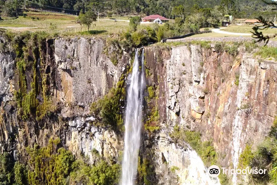 Cachoeira do Avencal