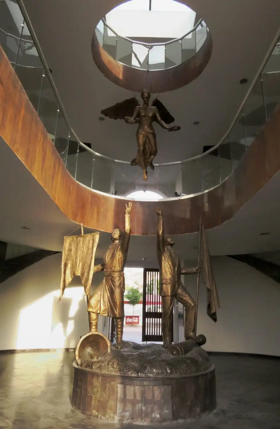 Hotels near Plaza Bicentenario