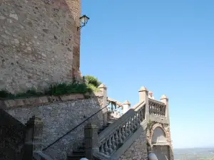 Monasterio Nuestra Senora del Pueyo
