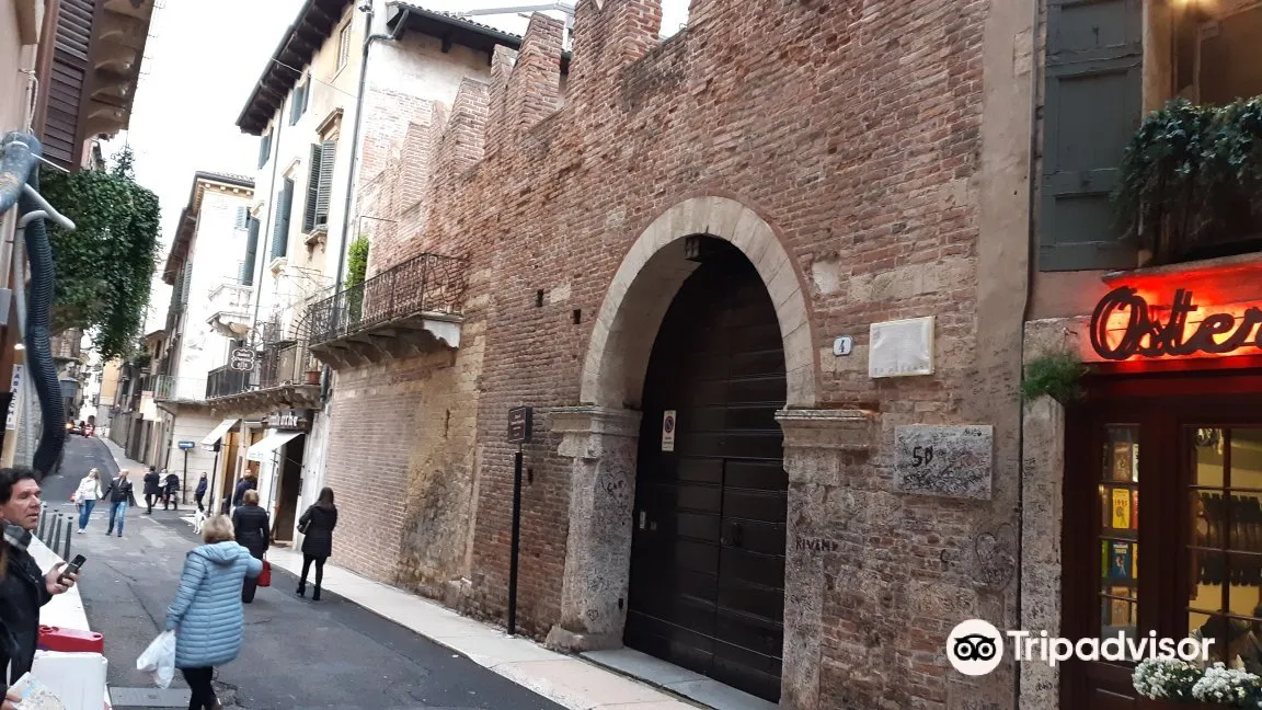 4_Romeo's House