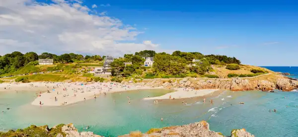 Hotels in Nevez