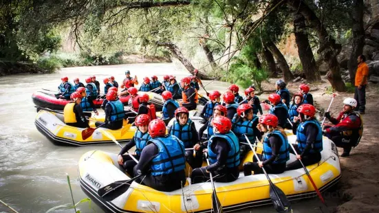 Rafting Alua