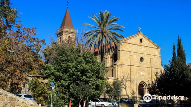 Holy Cross Catholic Church