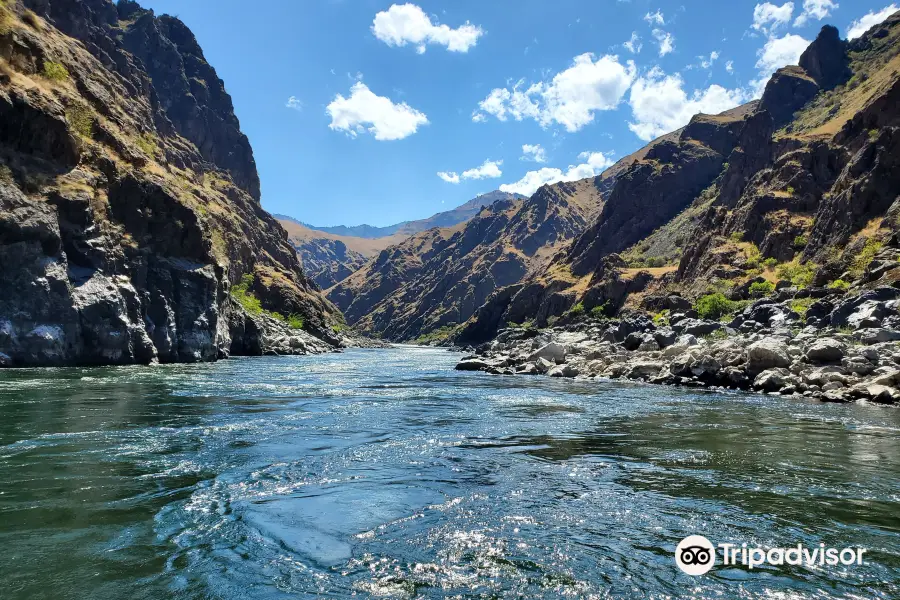 Snake River Adventures