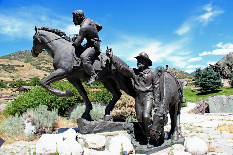 Hotels near National Pony Express Monument