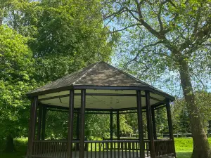 Hotham Park