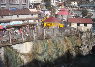 Tapta kund badrinath