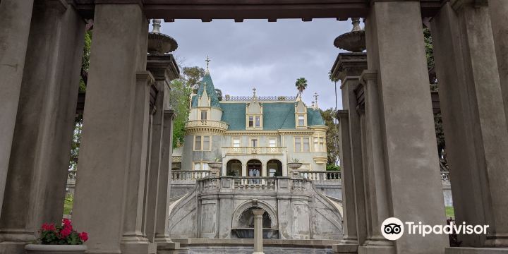 Kimberly Crest House & Gardens