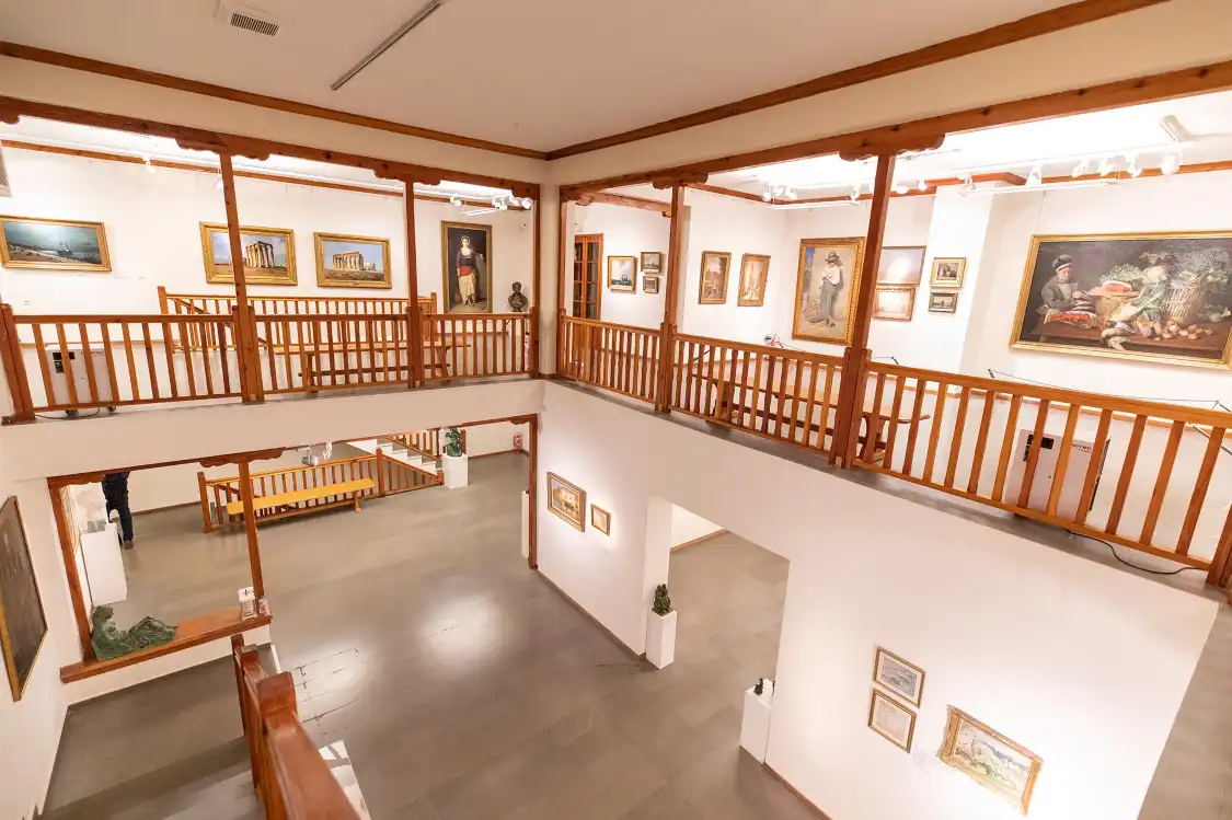 Hotel in zona Averoff Gallery