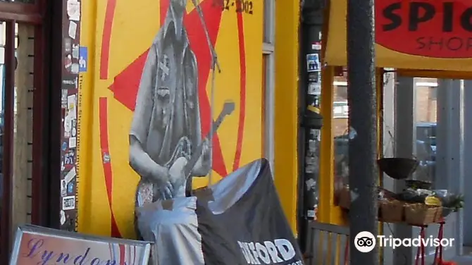 3_Joe Strummer Mural London