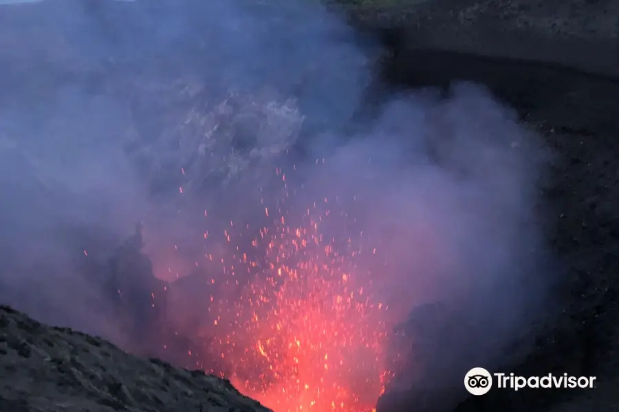 Volcano Island Divers