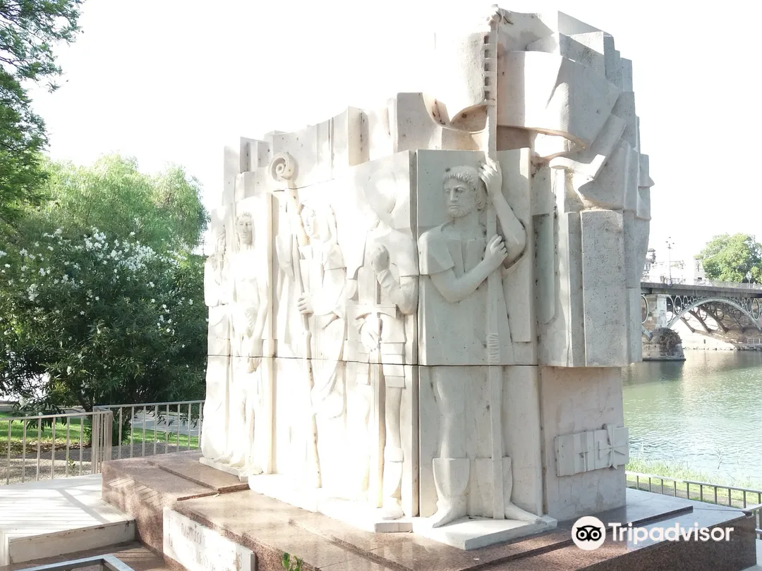 5_Monumento A Bartolome De Las Casas