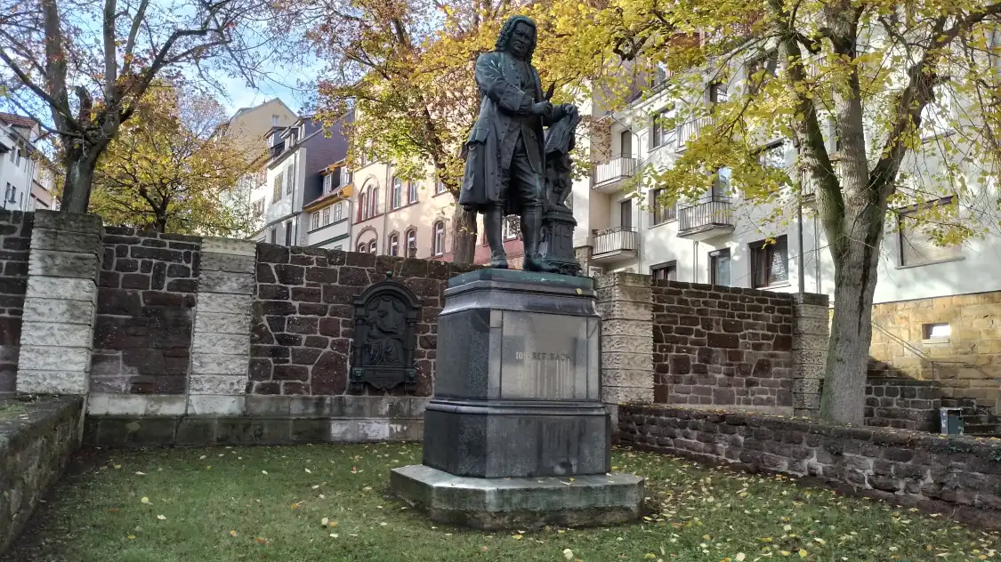 Hotels near Bach Monument
