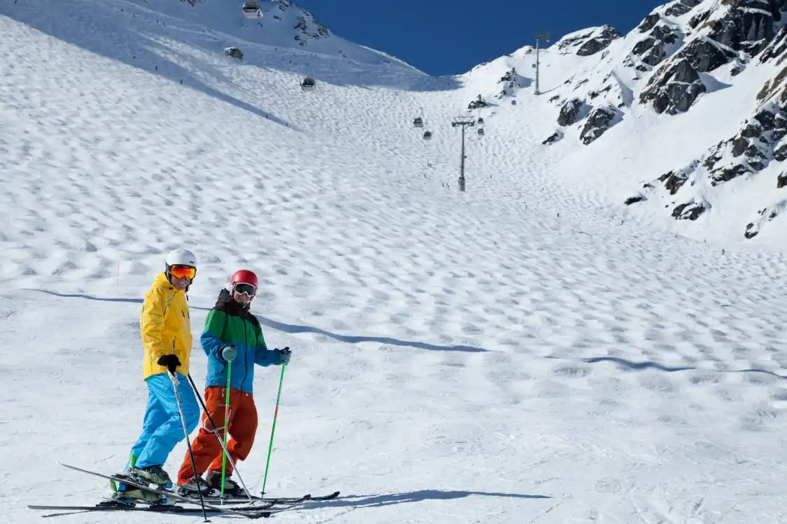 Nendaz (4 Valleys)附近的飯店