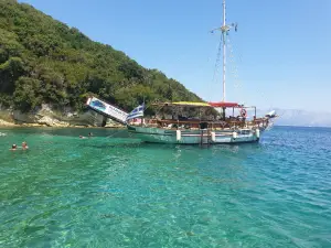 Papanikolis boat - Lefkada Daily Cruises - Ημερήσιες Κρουαζιερες Λευκαδα