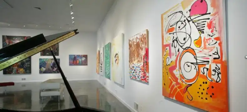 Hotels near DM Weil Gallery