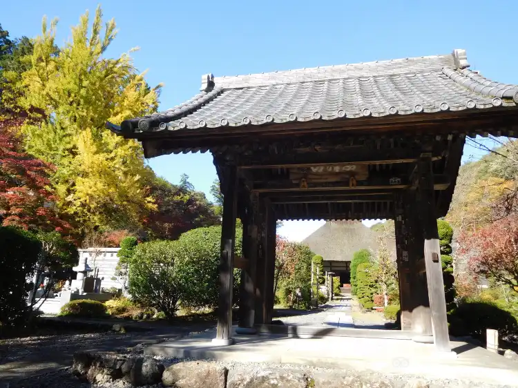 Hotels near Monshuin